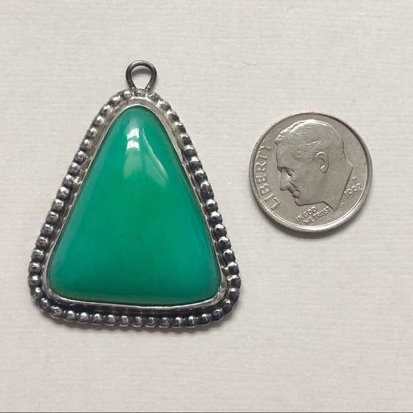 Vintage Artisan Crafted Sterling Silver Southwestern Chrysoprase Pendant - Picture 4 of 5